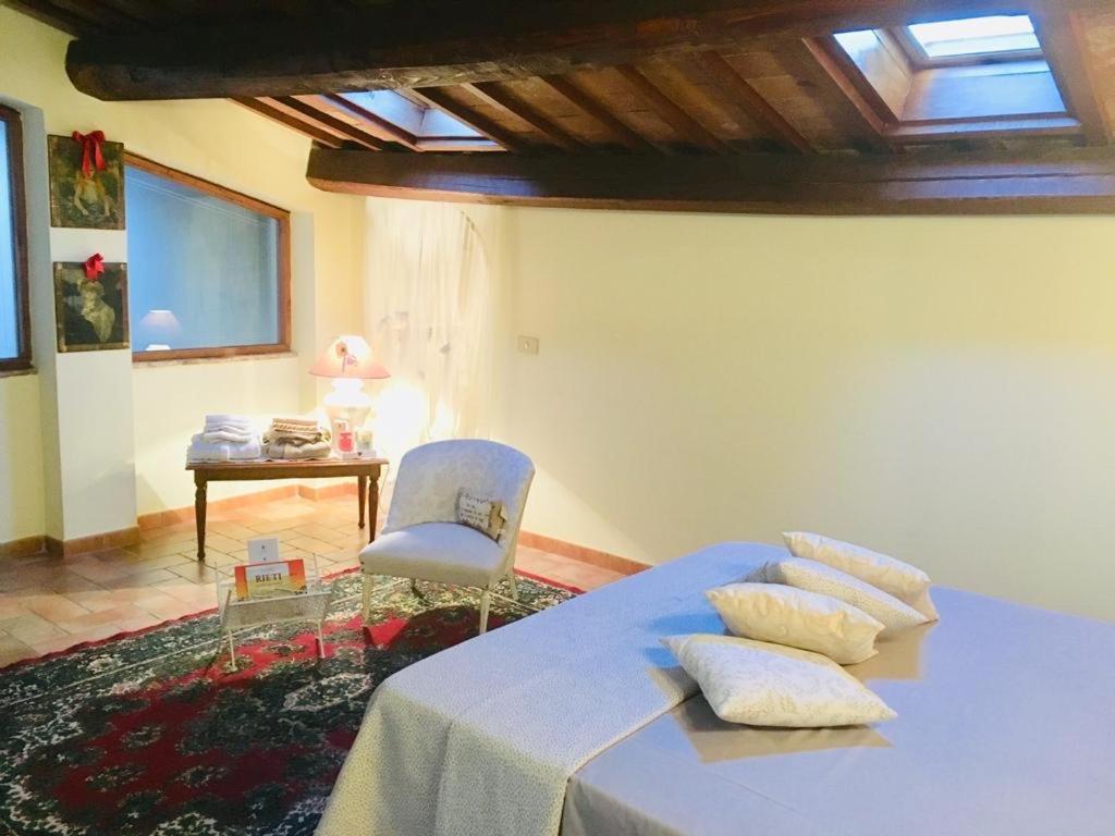 Residenza Palazzo Palmegiani Hotel Rieti Esterno foto